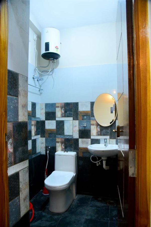Sri Apartment 2Bhk For Familys Couples Parking A2 Pondicherry Dış mekan fotoğraf